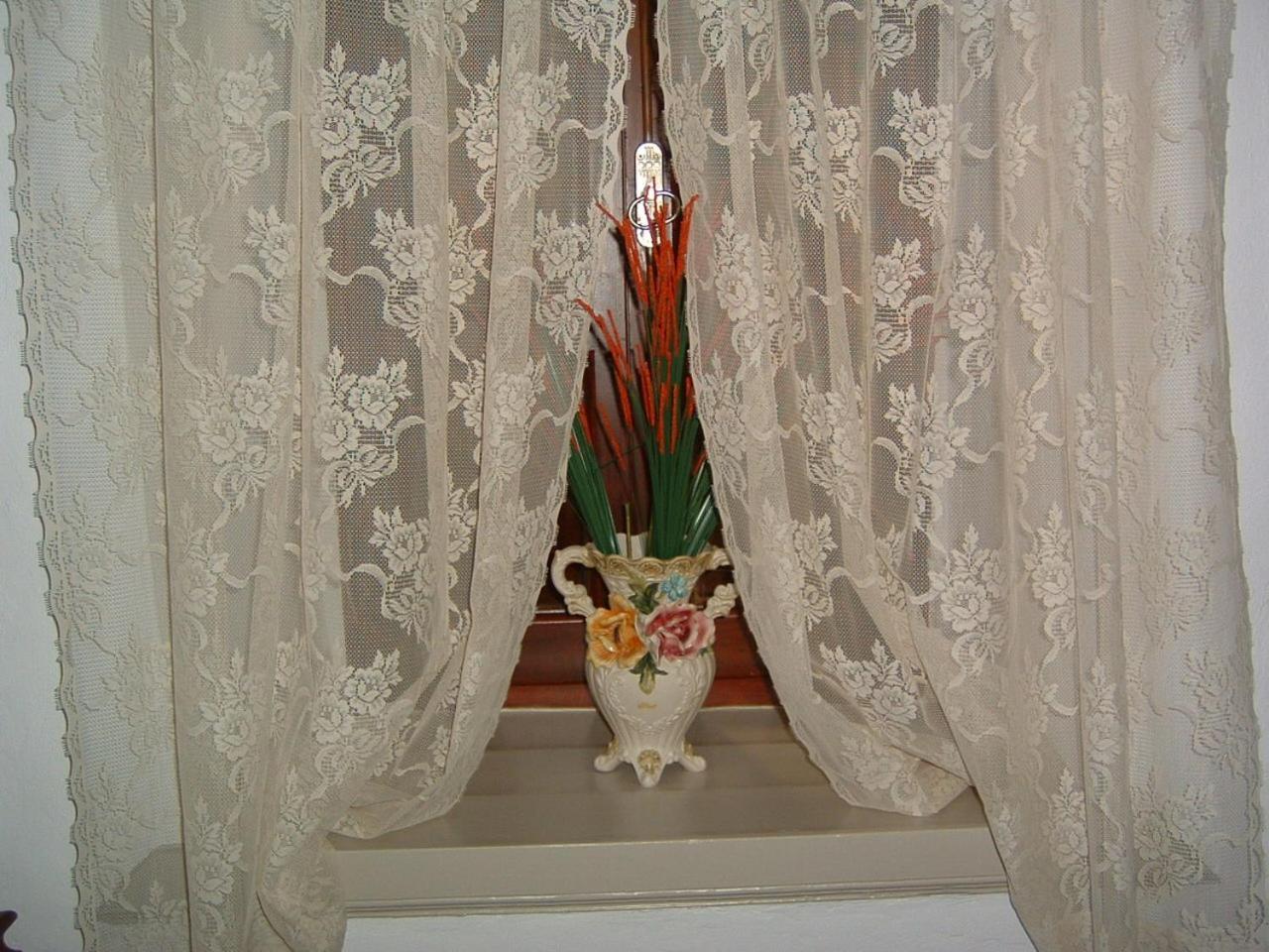 Yiayia'S Home Chalki Town 외부 사진